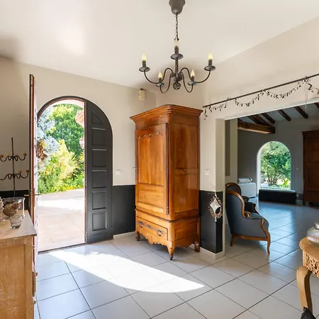 Grande Maison Avec Piscine בית נופש *